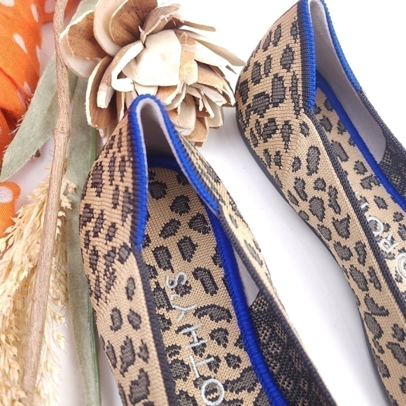 ROTHY'S Leopard Print Ballet Flats Sz 7.5 - Picture 2 of 10